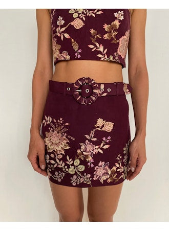 MINI SKIRT WITH BUCKLE BELT