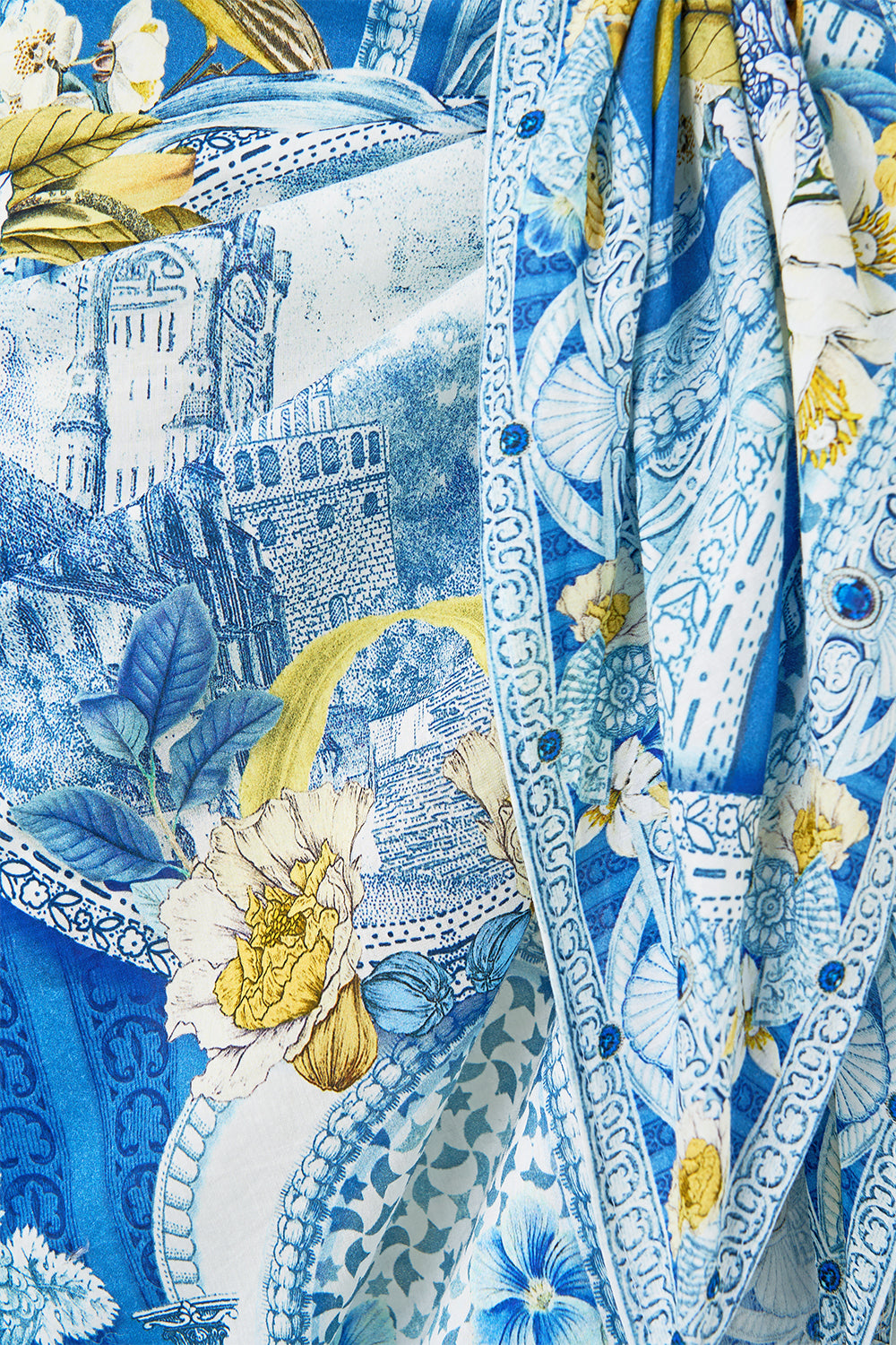 WOVEN SHORT SARONG WITH TASSELS