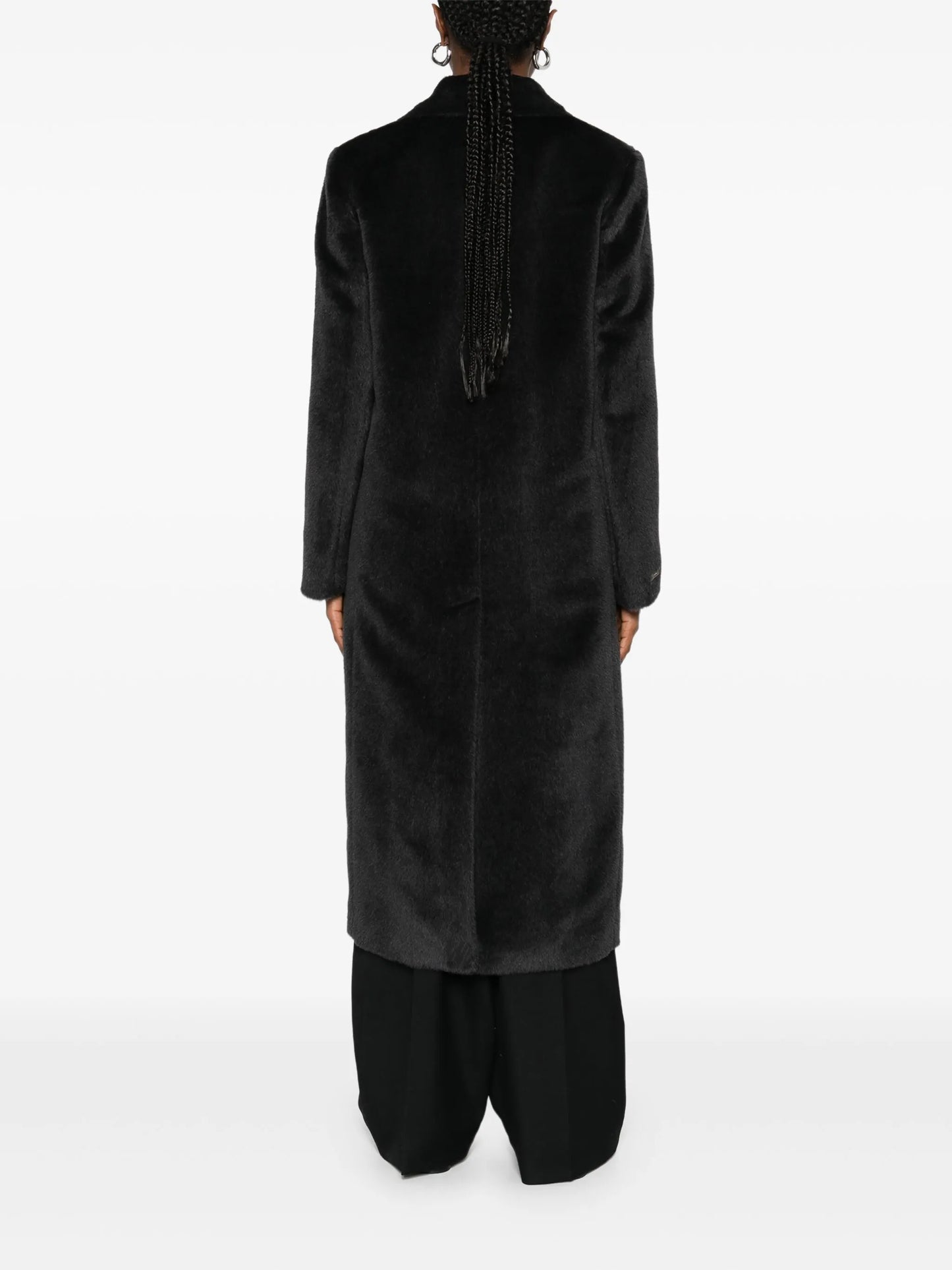 Notched-lapel buttoned coat