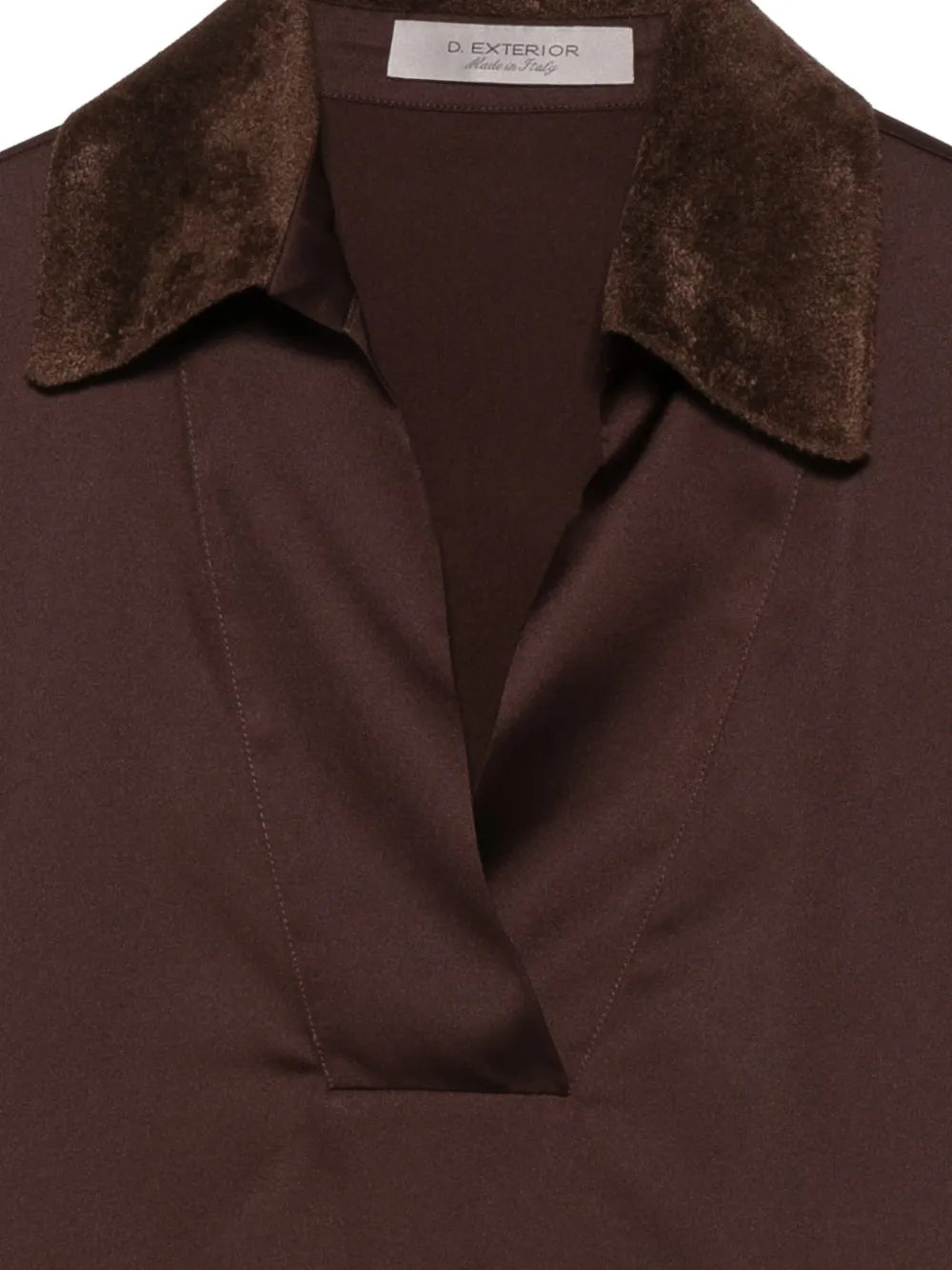 Contrast-trim V-neck shirt