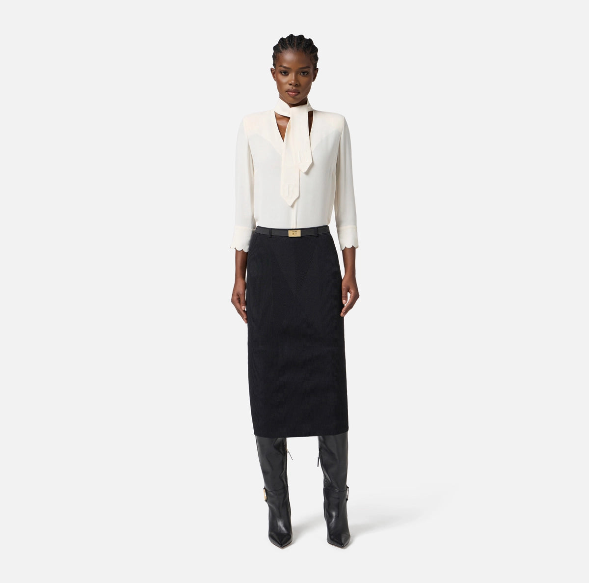 Skirt in ribbed knit fabric with belt