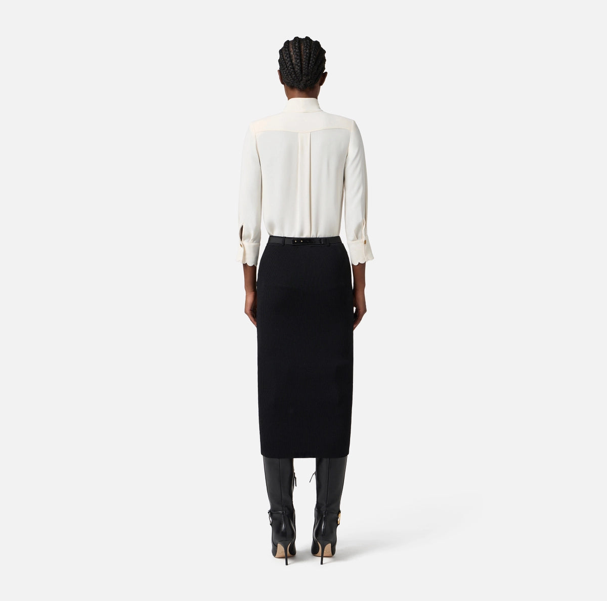 Skirt in ribbed knit fabric with belt