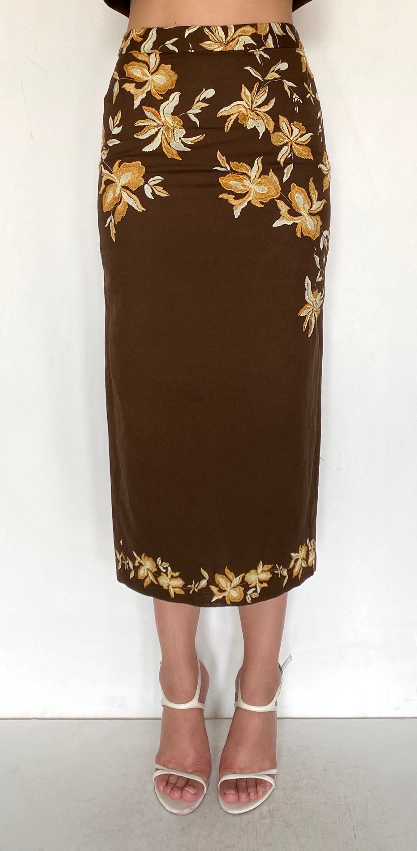 FITTED MIDI SKIRT