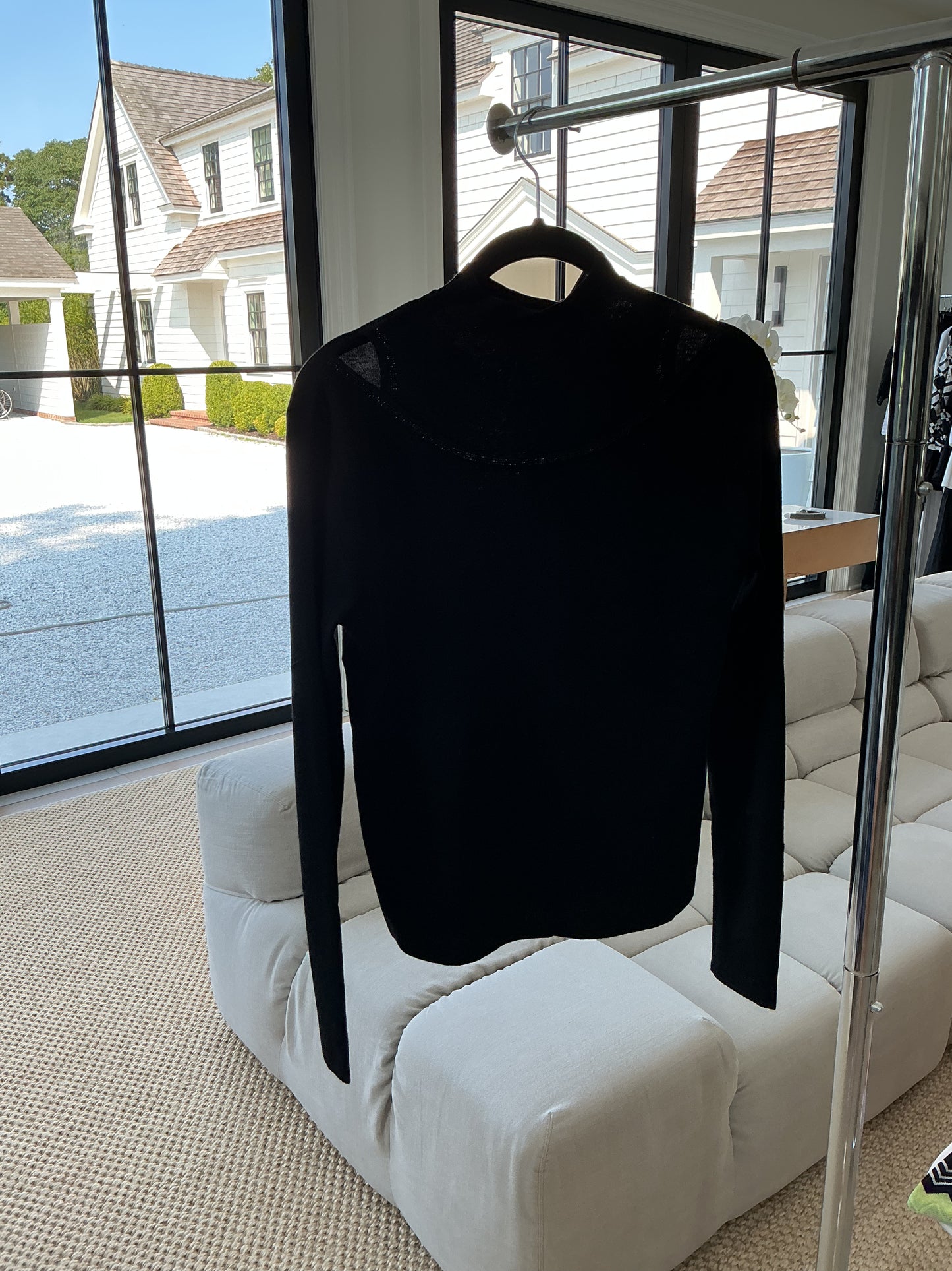 Lightweight sweater