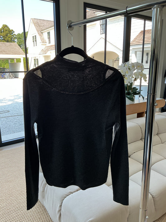 Lightweight sweater