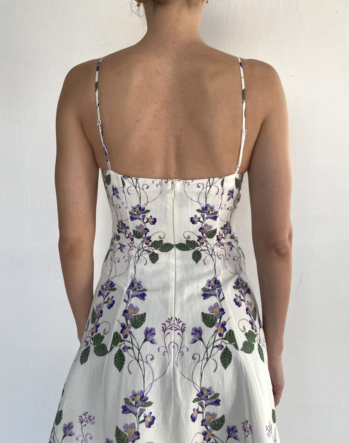 V-NECK MIDI DRESS