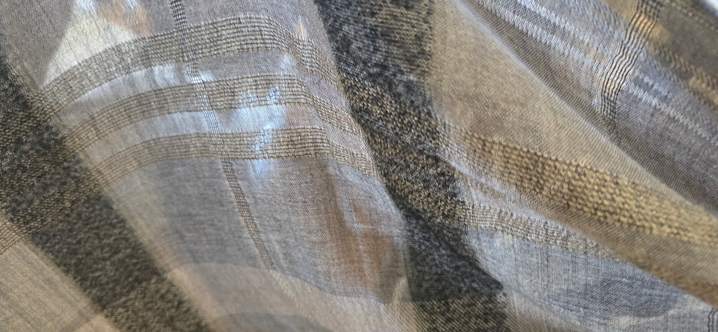 Wool, viscose and lurex-blend stole
