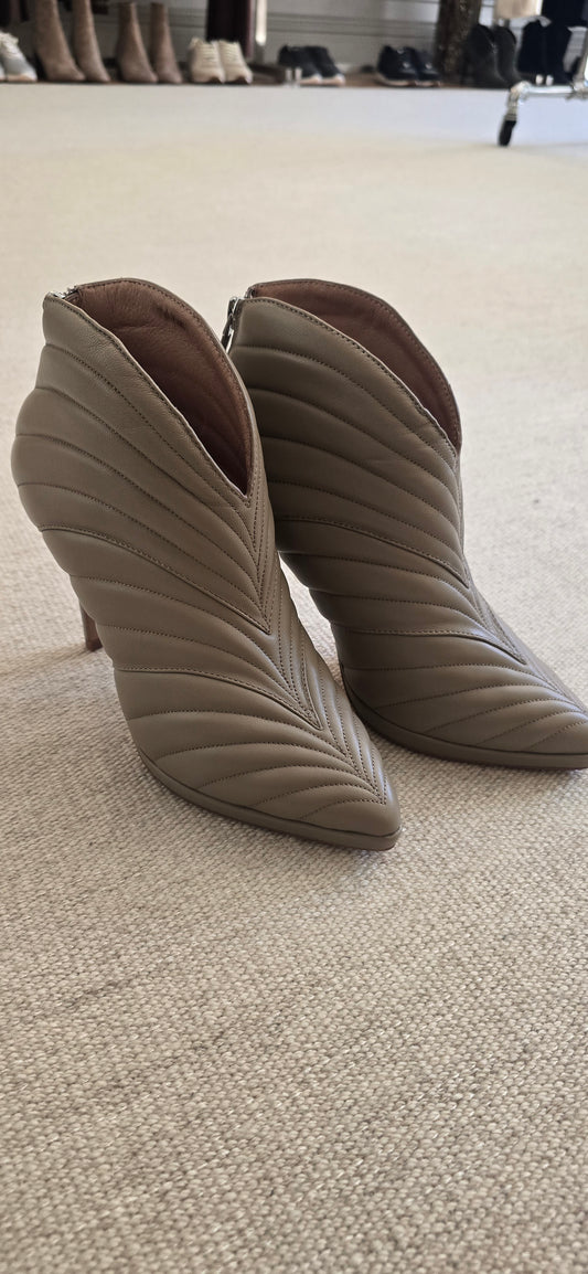 Hyatt Boot