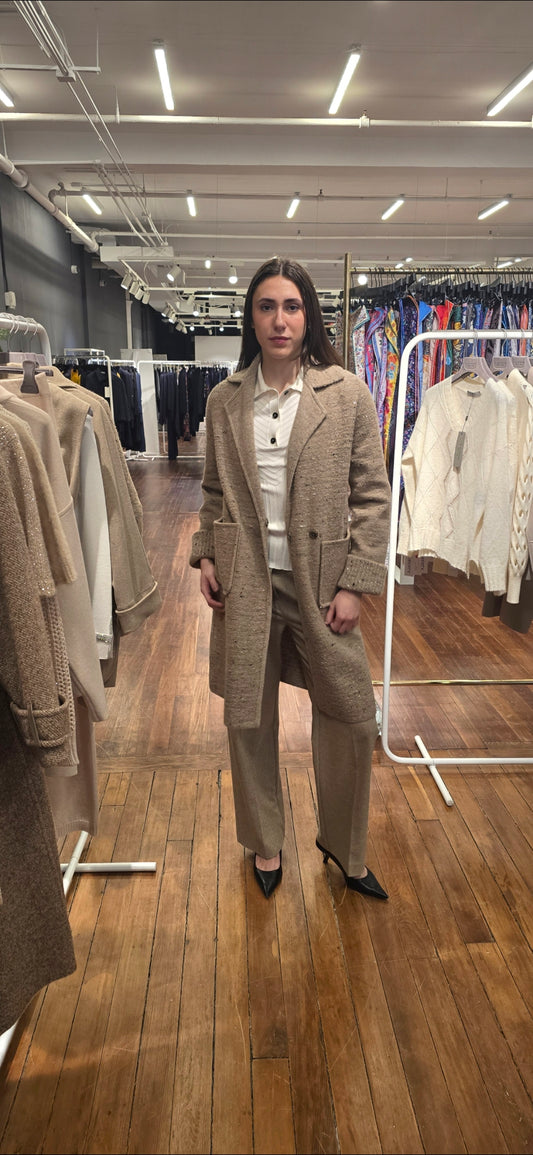 Lightweight jacket with lurex thread