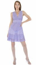 Temptation Positano Mini Dress with v-neck with cotton lace in lilac